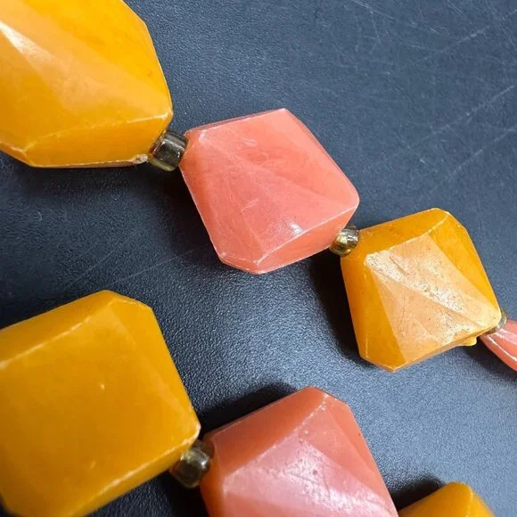 Vintage Beaded Necklace Orange Pink Geometric Plastic Mid Century Modern Jewelry - Picture 3 of 6